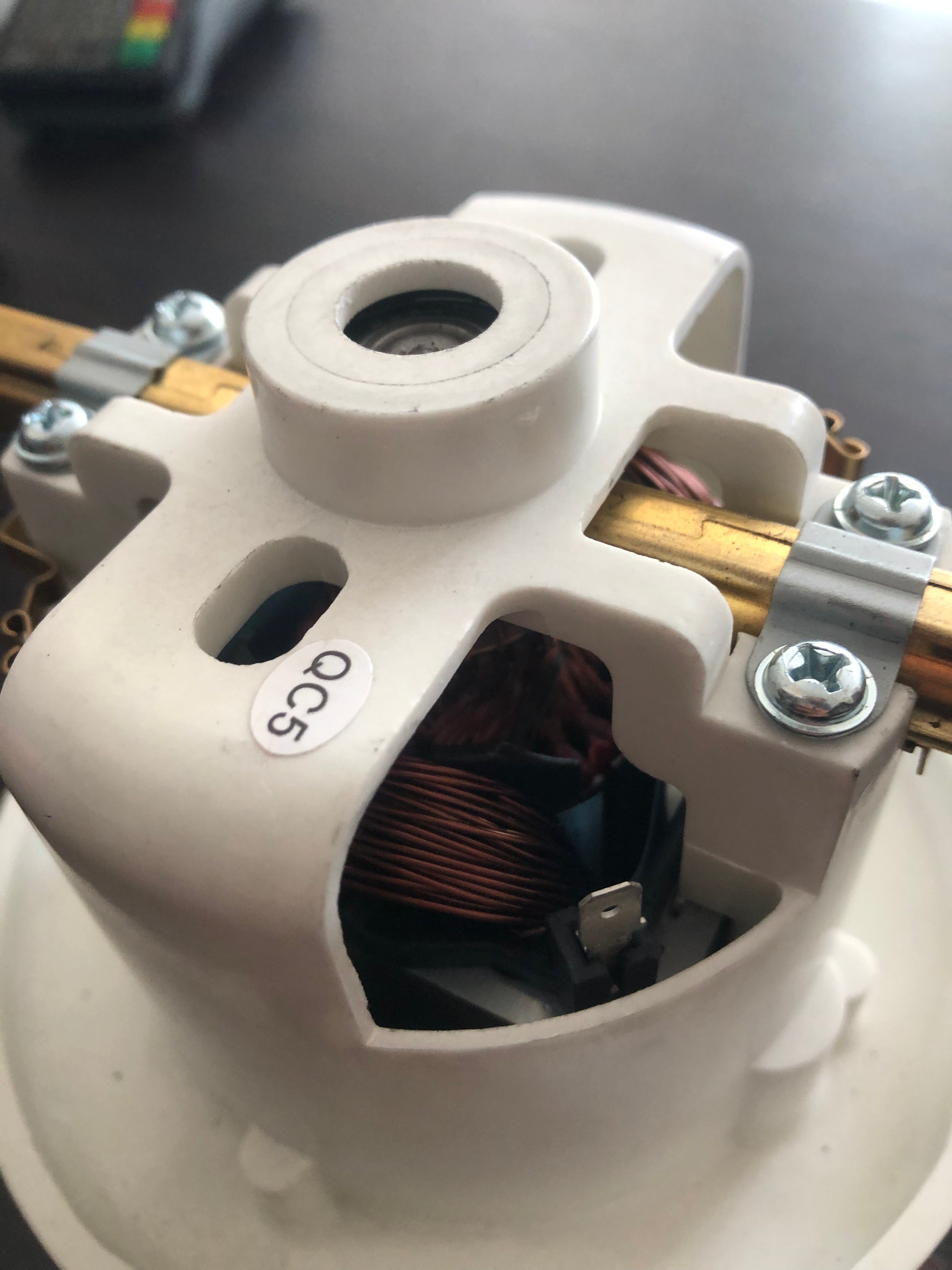 Motore Aspirapolvere Universale 1200W 230V – Cod. VAC058UN AMETEK