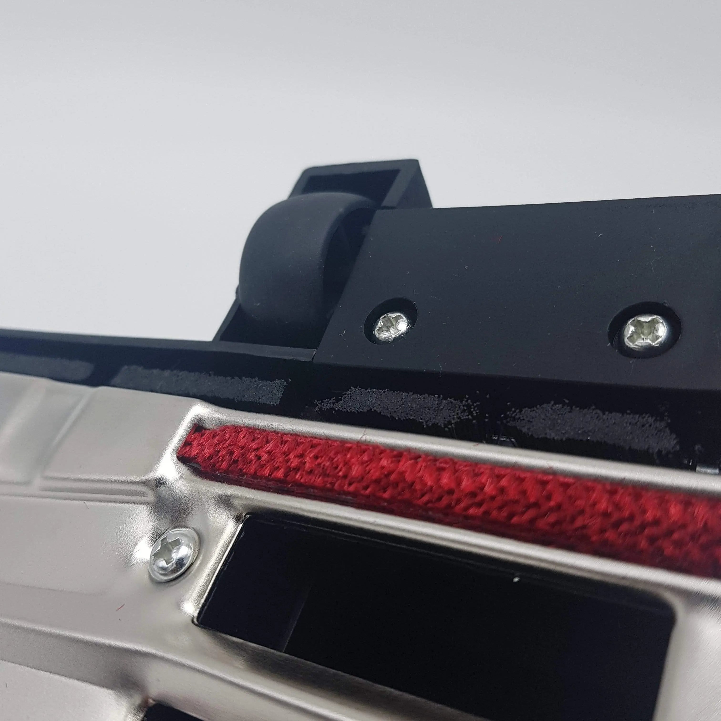 Spazzola con ruote universale per aspirapolvere Combi Brush con 7 raccordi MICROMIC