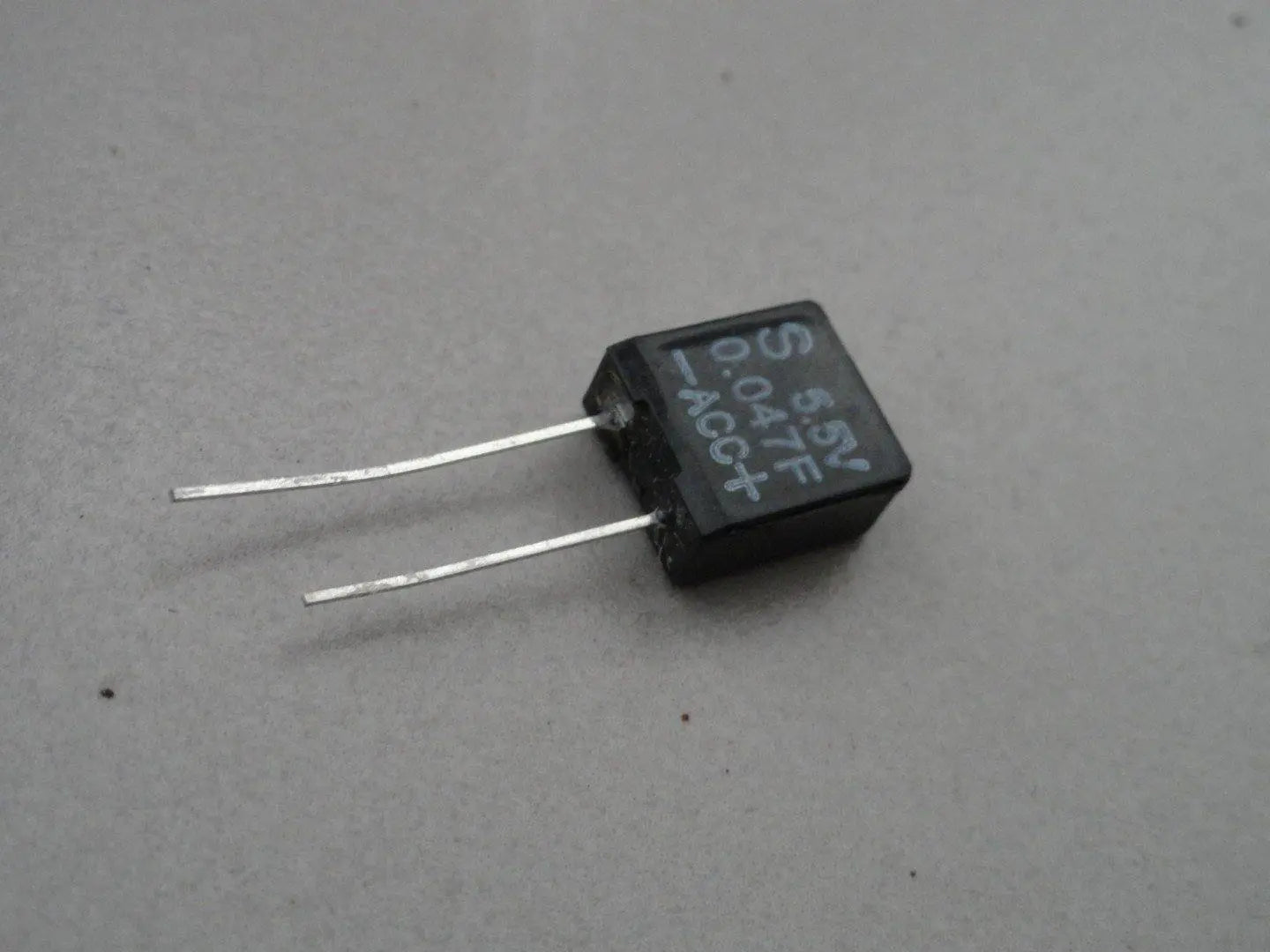 Capacitor drawing super cap 0.047F-5.5v T/P S/S LG